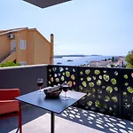 Sun&Lux Resort - Hvar